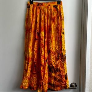 Wide legged capri pants